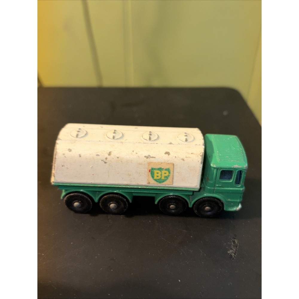 Lesney Matchbox Series No. 32 "Leyland Petrol Tanker" Made In England - Picture 3 of 6